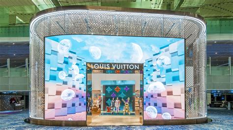 lv personalisation singapore|louis vuitton singapore turn.